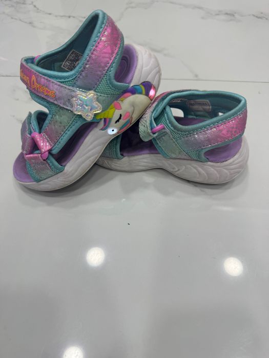 Босоножки Skechers 26р