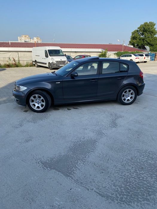 Bmw seria 1 /2.0 diesel /navi/comenti pe volan etc