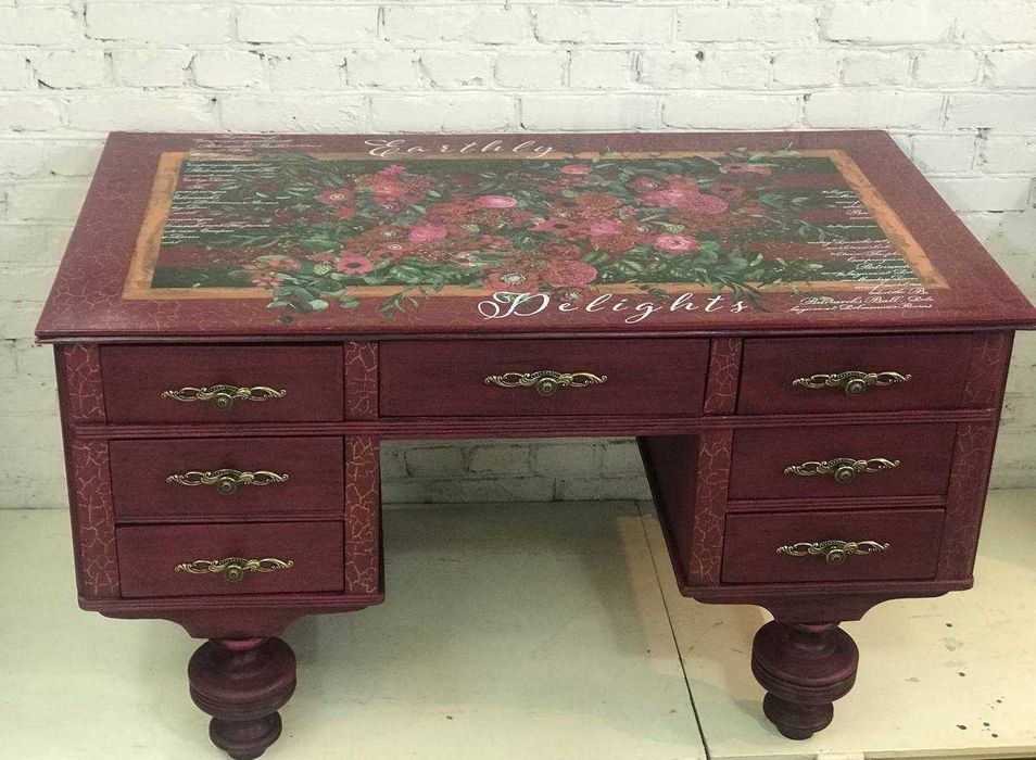 Стол и стул деревянный кабинетный