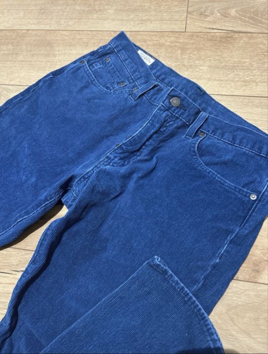 Blugi Levi’s barbati, raiati, marimea 33-32, model 511, in state foarte buna