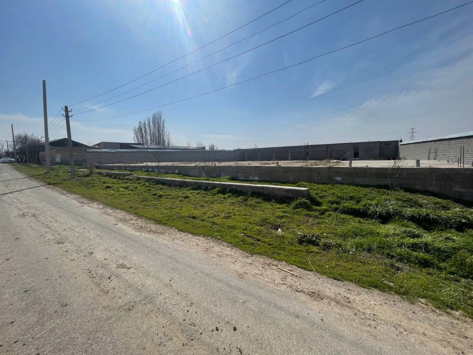 Keles Abdurahmonda 16 soti joy yer sotiladi betonkadan 4 km kiriladi