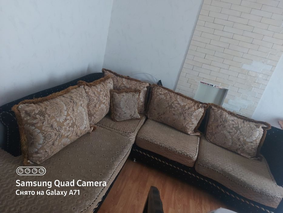 Мягкий уголок в отличном состоянии