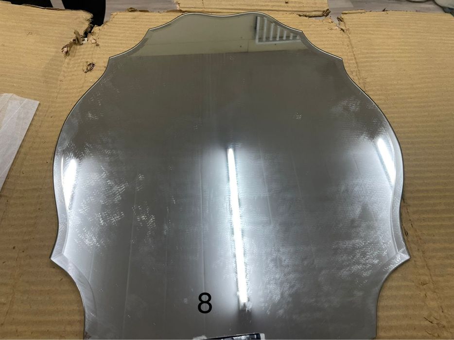 Продам зеркала, новые. 40*60 см. Разные формы