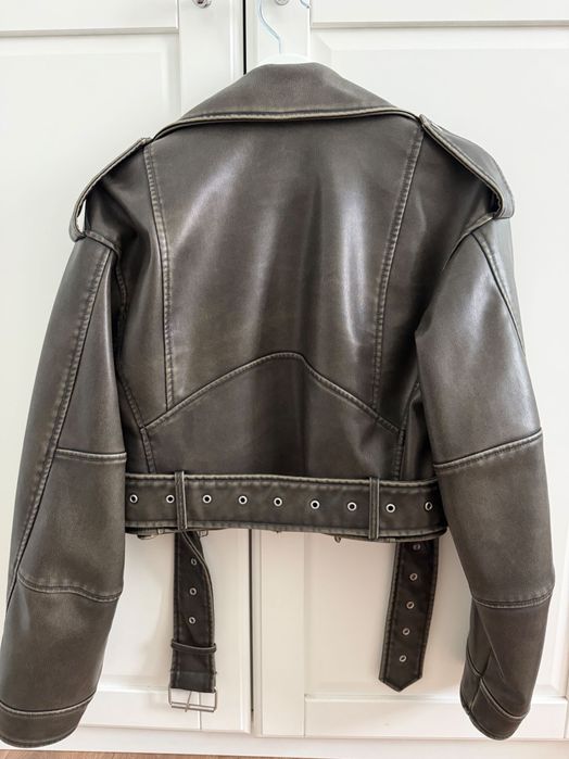 Късо кожено яке ZARA