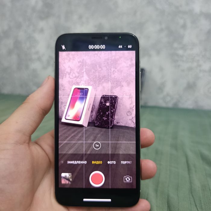 Iphone X в идеальном состояний