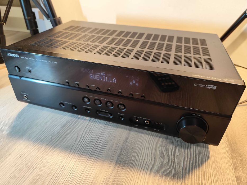 Amplificator YAMAHA RX-V375 cu USB