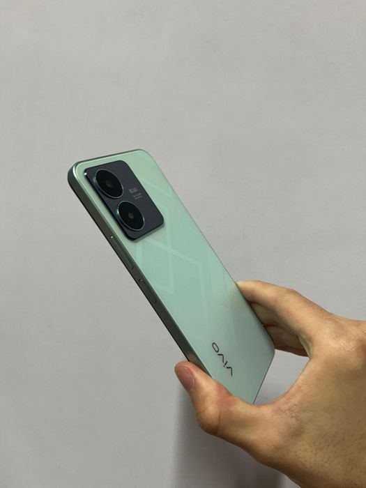 Vivo Y22 , 2022 года,  64 гб