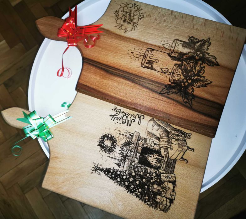 Дървена дъска с лазерна пирография за Коледа! Може да се сложи име!