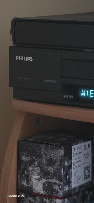 Vand vcr/vhs ca nou estetic si functional