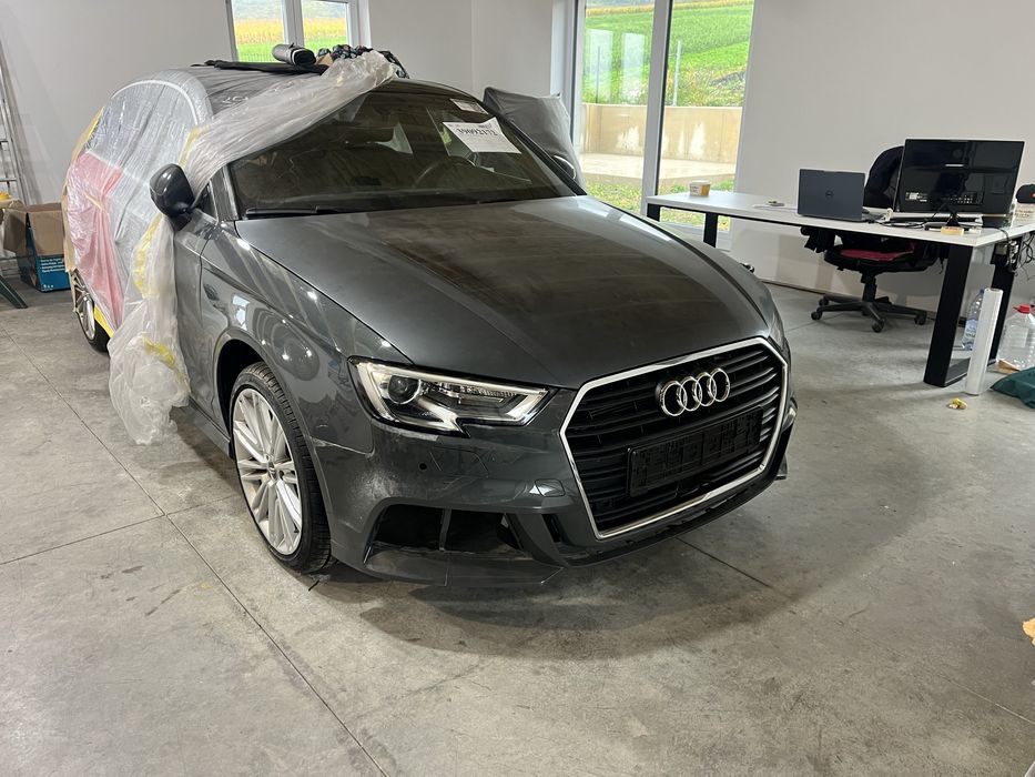 Audi A3 8V s-line quattro sedan