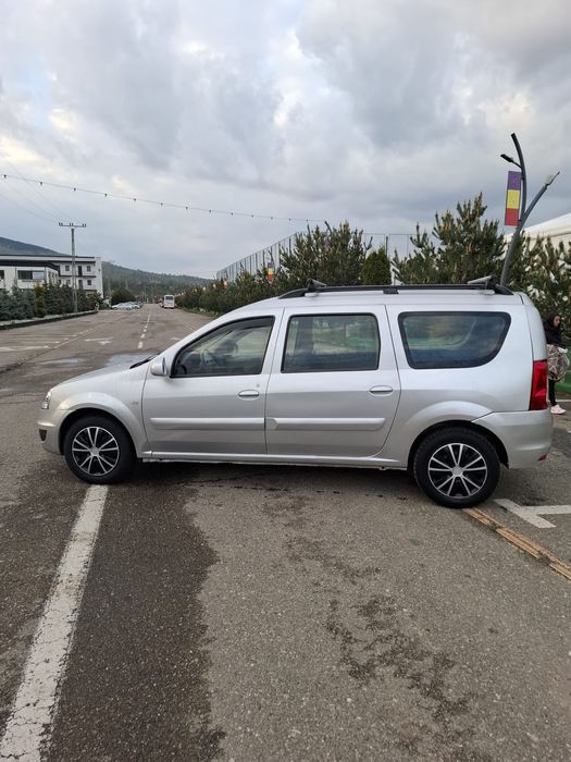Dacia logan  mcv . An 2009 . Motor 1.4 mpi . Km 180.000
