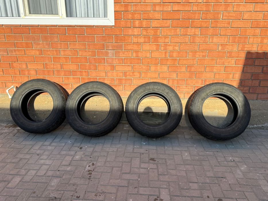 Продам всесезонны шины