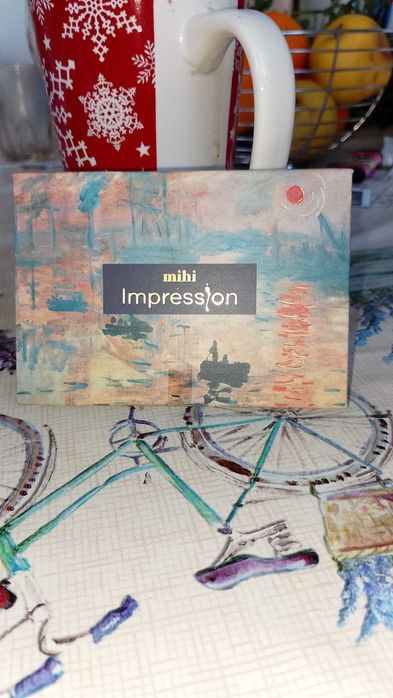 Напълно нова палитра сенки за очи