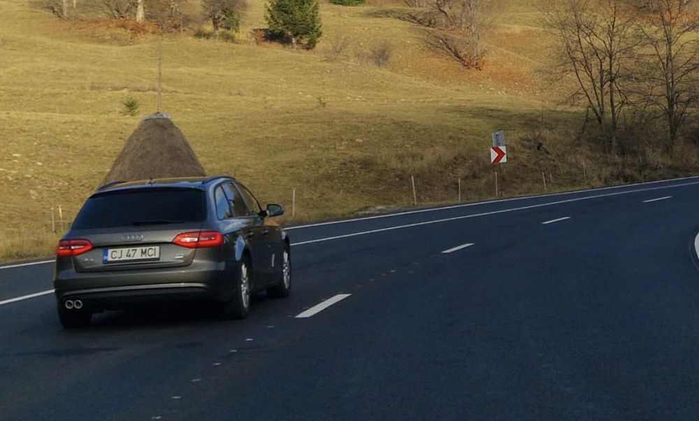 Audi A4 | Xenon, Navigație, Piele| Euro 6| 2.0 ultra tdi