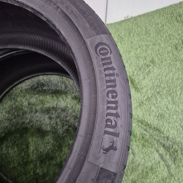 245 40 18 Continental m+s