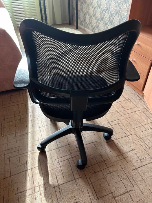 Компьютерный кресло