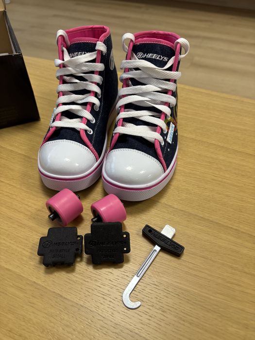 Heelys Veloz Denim/Rainbow!