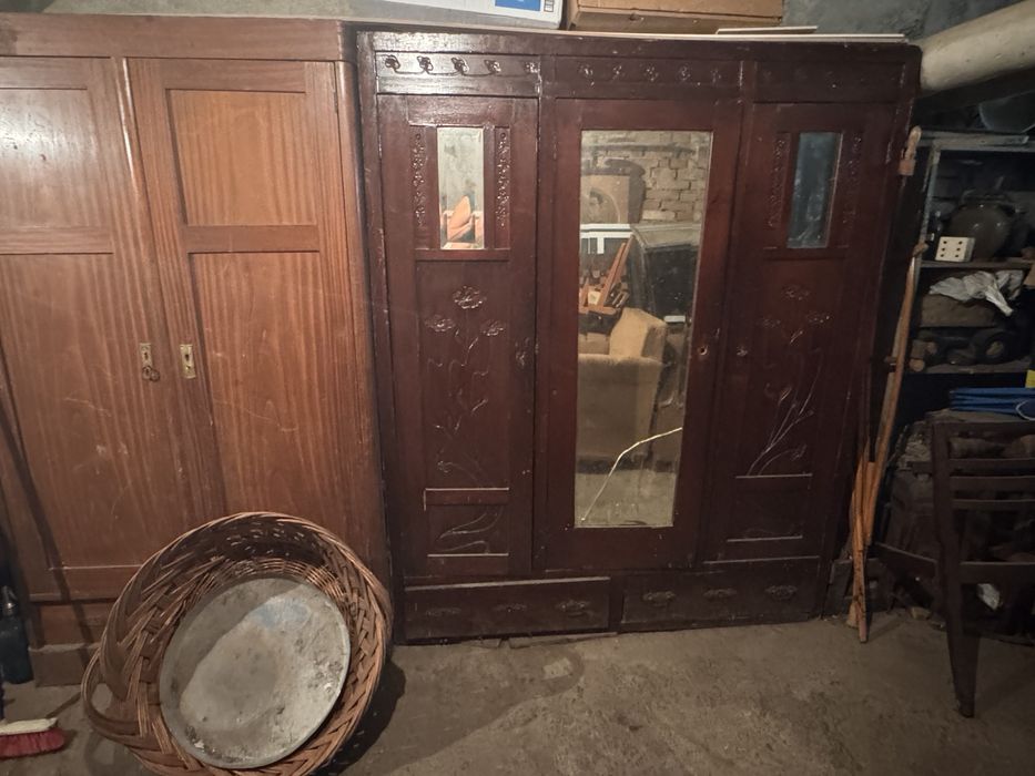 Антични старинни мебели ретро