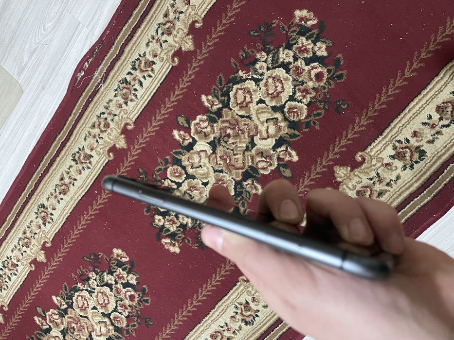 iPhone 11 holati yaxshi