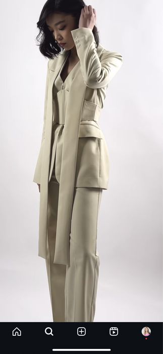 Monochrome collection