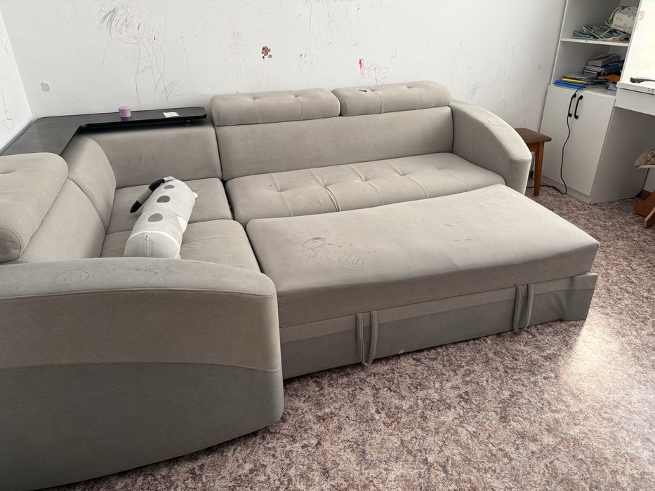 Продам серый диван угловой