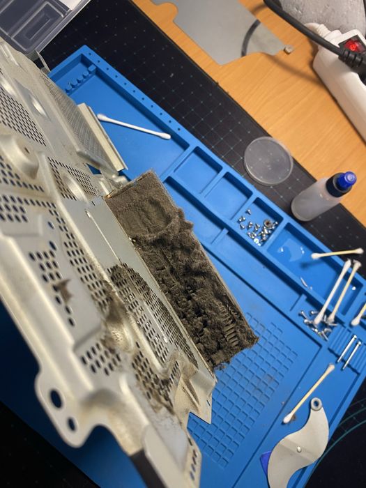 Reparații Laptop/PC/Telefoane/Console