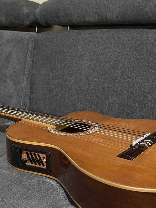 Классическая гитара фламенко Antonio Hermosa AH-10CE