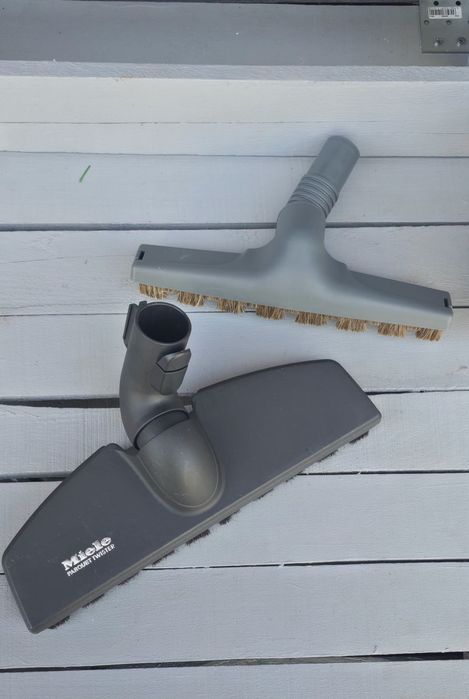 Прахосмукачка Miele Complete C2
