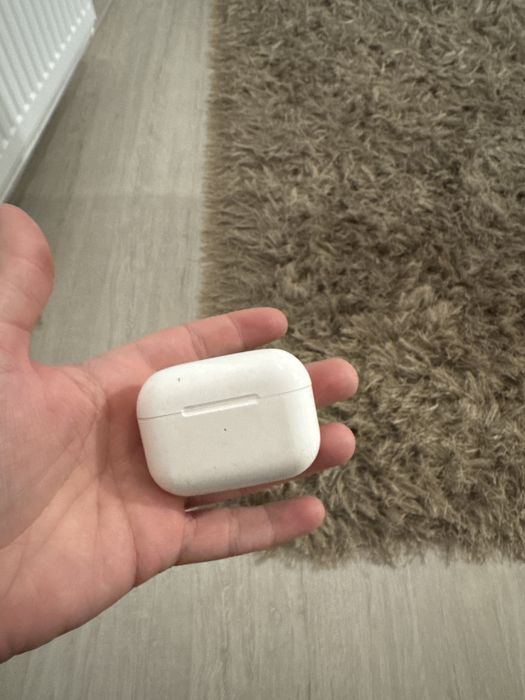 Vand AirPods Pro in stare perfecta de functionare