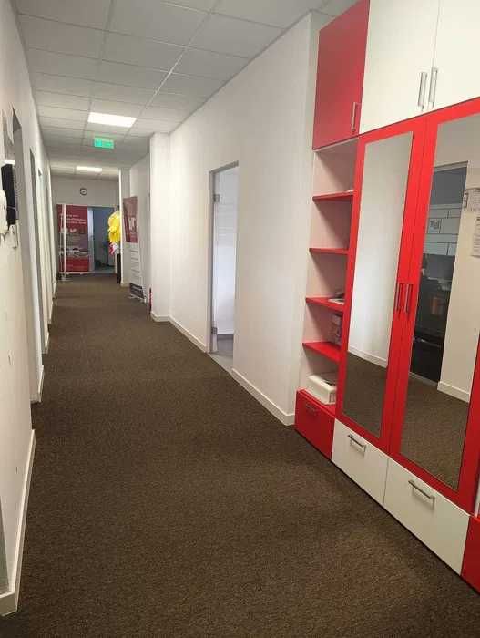 De vânzare spațiu de birou 212 mp amplasat pe Calea Turzii la parter, str. Grigore Moisil, nr. 12