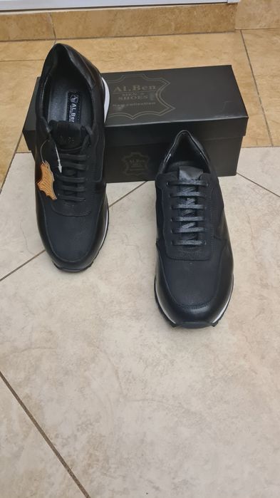 Кожаные кроссовки Alben,новые