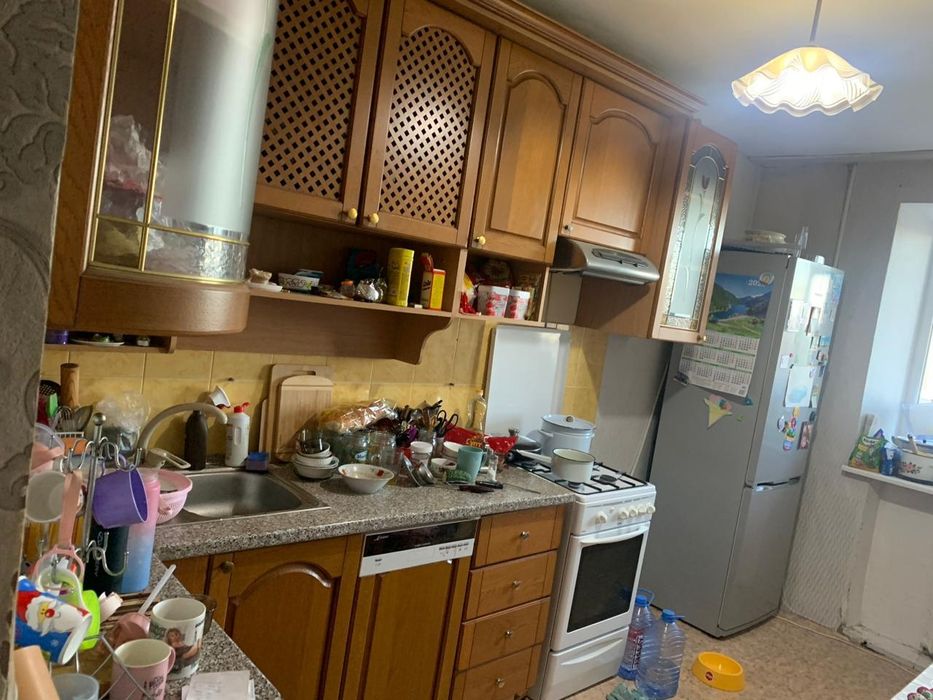 Гарнитур для кухни срочно