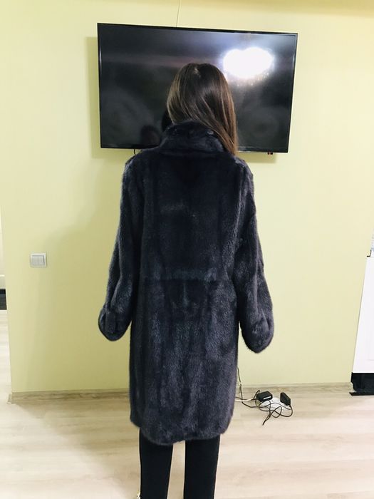 Продам норковую шубу