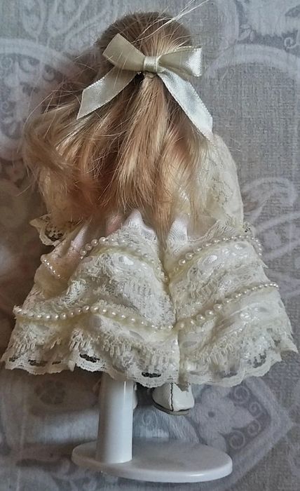 Papusa portelan / noua