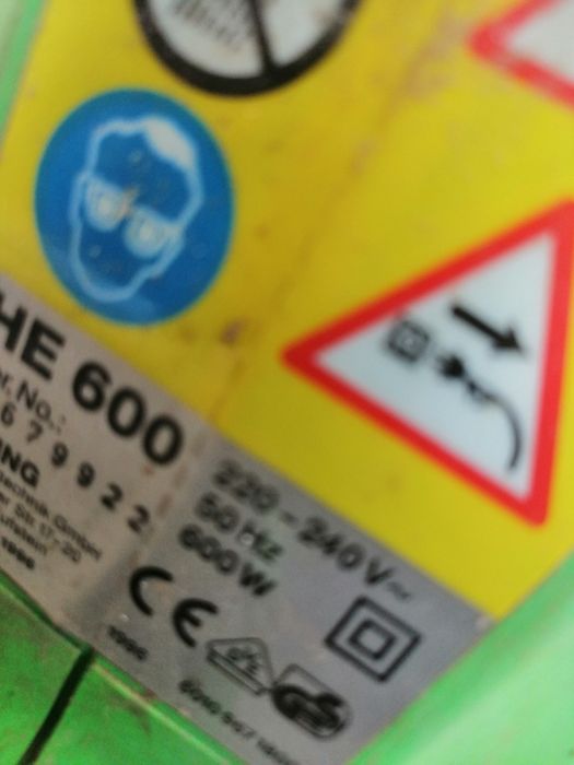 Fierastrau tuns gard viu