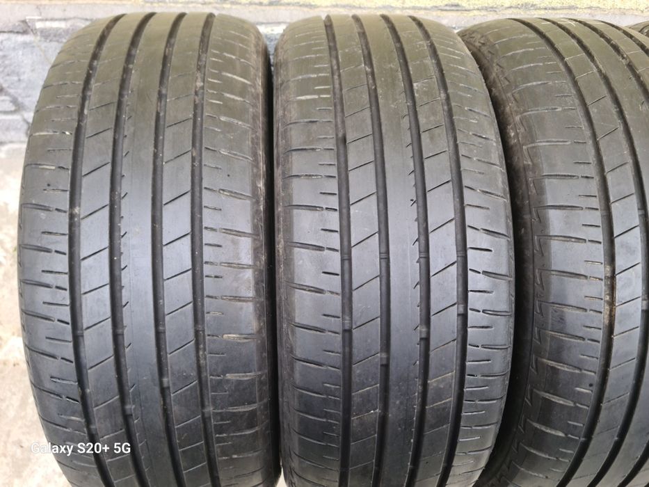 225 45 19 Bridgestone