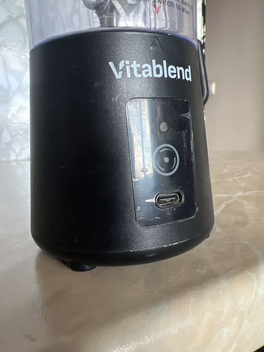 Преносим блендер Vitablend