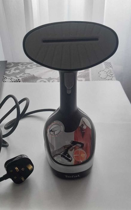 Fier de calcat vertical Tefal