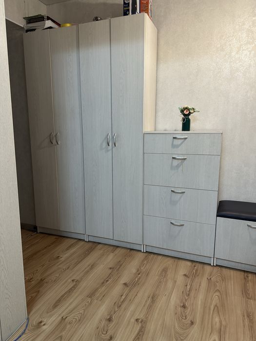 Продам шкафы в прихожую