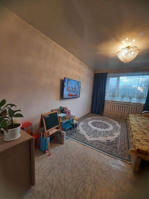 Продам!!! 2 комнатную в 3 квартирном