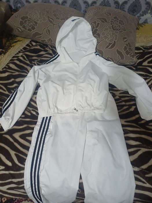 Продам новые платье.,, комбенизоны