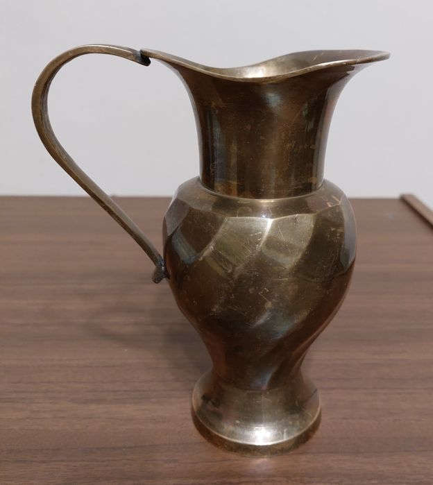 Кувшин латунь. Кувшинчик Индия
