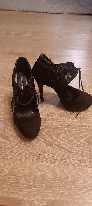 Ботильоны на каблуке