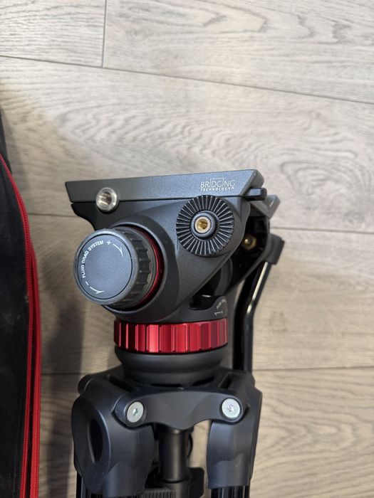 Видео Статив трипод Manfrotto MVT502AM 500 с MVH502A глава