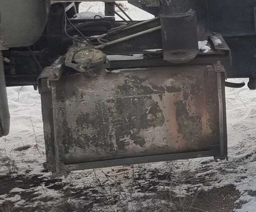 Продам запчасти на Урал 4320