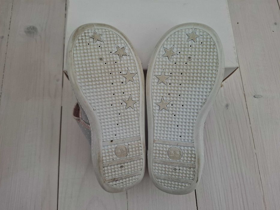 Детски розови апрески Колев и Колев