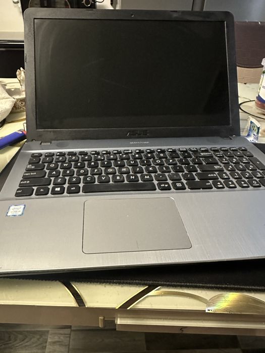 Asus sonic master i5 gen 7 1TB HDD