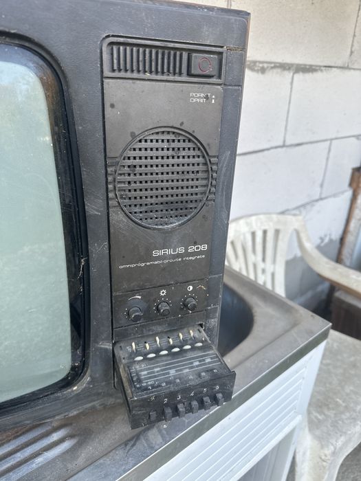 Tv din anii 80/90 sirius 208  antichitatii