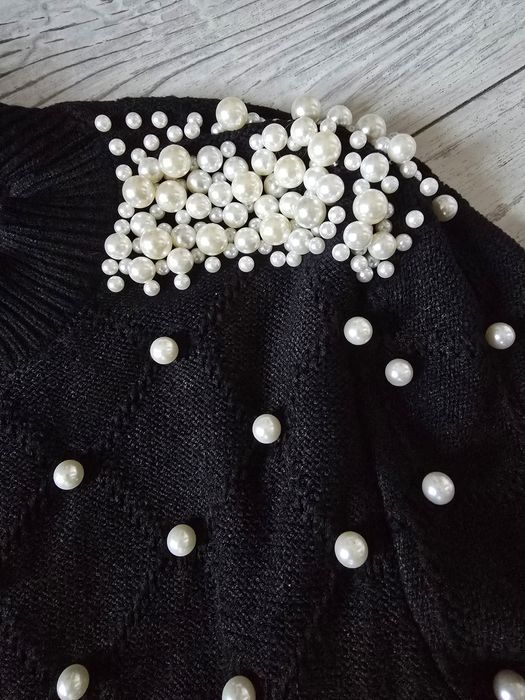 Красива блуза с перли