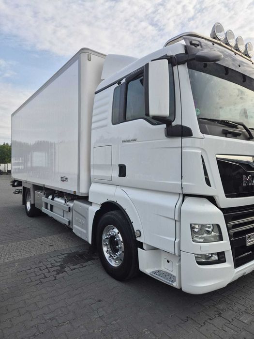 vand MAN TGX  cu frig thermoking